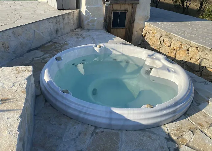 Хостел Mama Mia - Budgetverblijf