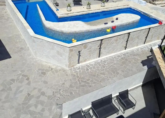 Mama Mia - Budgetverblijf * Zaton Obrovacki